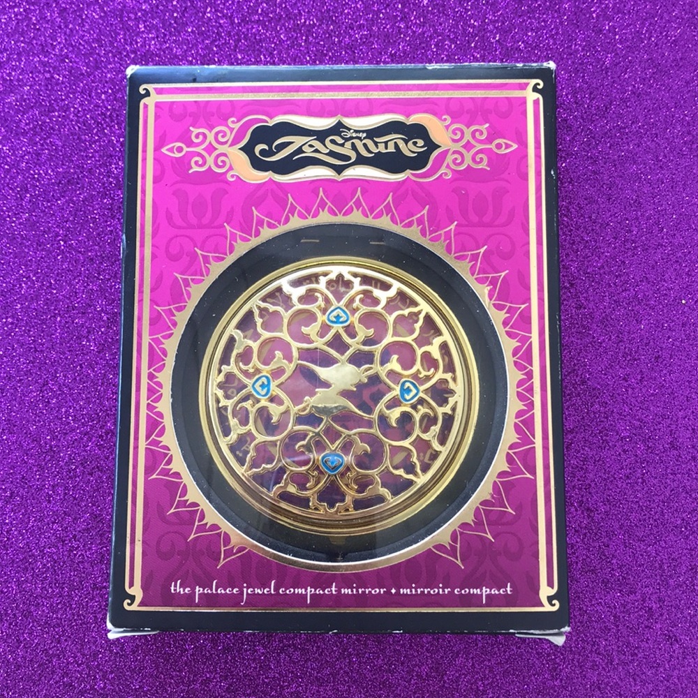 DISNEY rare Princess Jasmine compact mirror